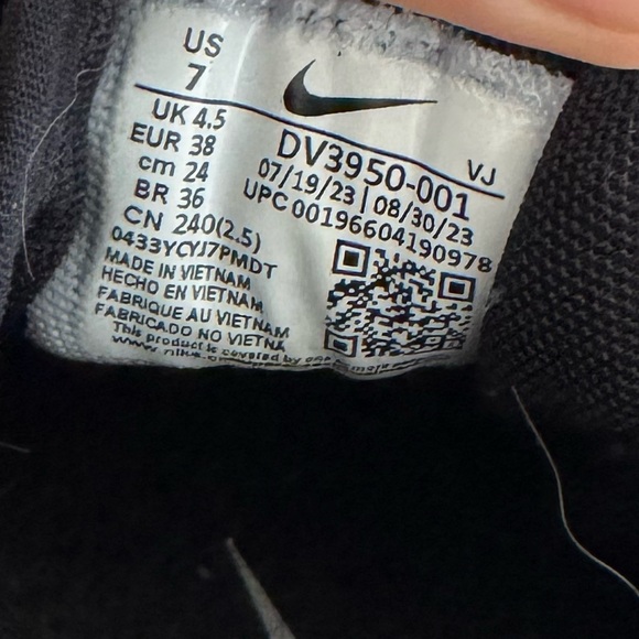 Nike Metcon 5 Size 7W. - Picture 5 of 8